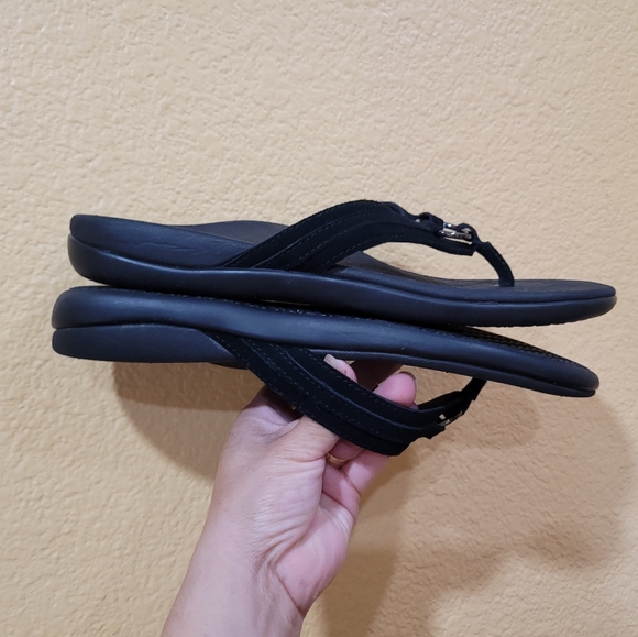 Vionic leather sandals - Picture 3 of 10